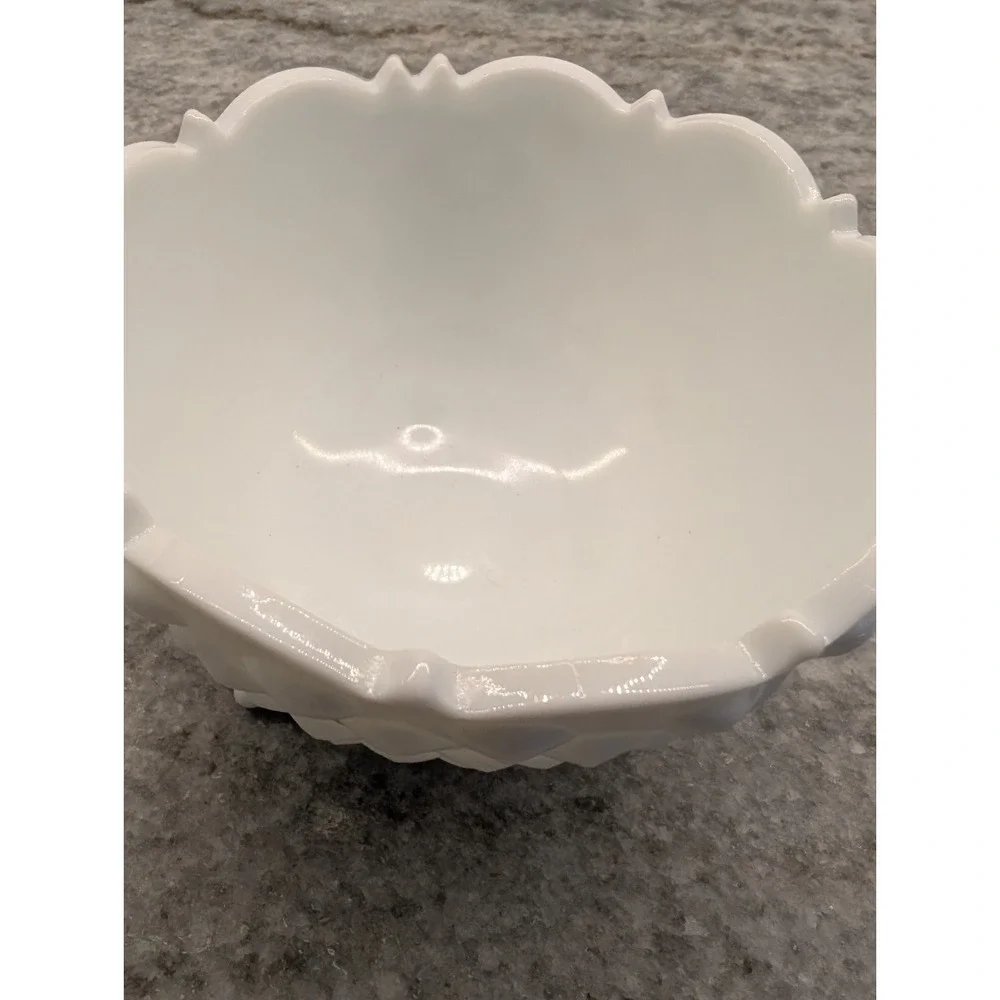 Vintage White Milk Glass‎ 3 Footed Hobnail Bowl Candy Dish 5